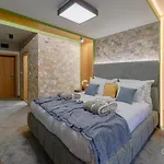 Hotel 103 Alpine