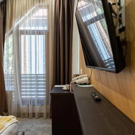 103 Alpine Hotel Panichishte