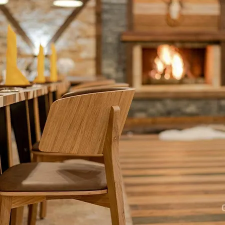 Hotel 103 Alpine