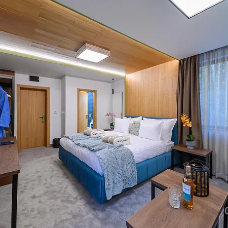 103 Alpine Hotel Panichishte